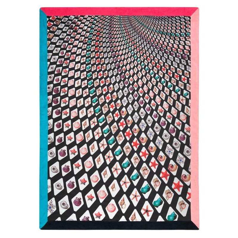 Mary Katrantzou & Sun of a Beach σχεδίασαν τις πιο εντυπωσιακές πετσέτες παραλίας - εικόνα 2