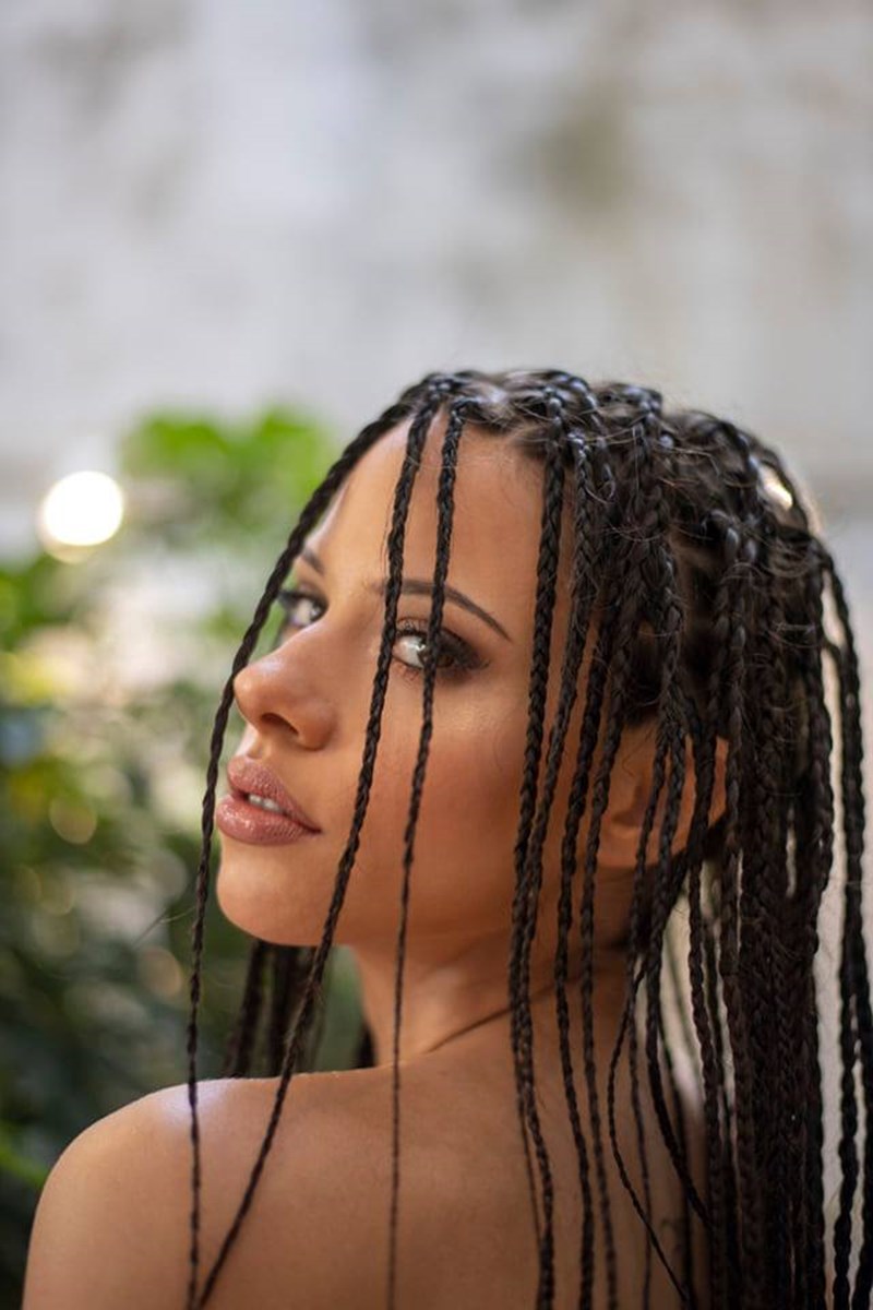 Ποιο είναι το πιο hot 90s χτένισμα του καλοκαιριού; - εικόνα 1