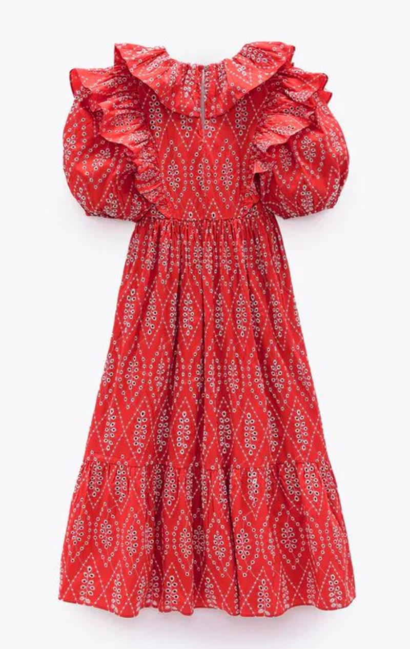 Καυτή Τάση: Ποντάρουμε σε αυτό το χρώμα για ένα καλοκαίρι γεμάτο πάθος! - εικόνα 11