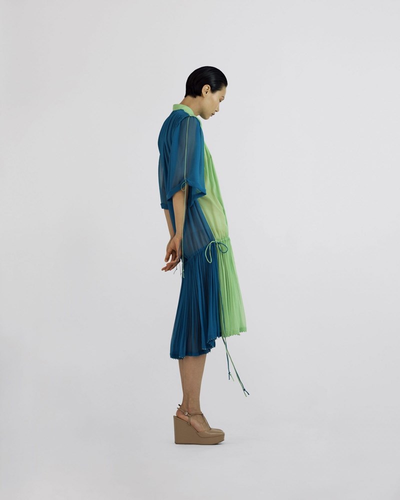 Ο Έλληνας σχεδιαστής που ταξιδεύει τη χώρα μας σε όλο τον κόσμο - εικόνα 2