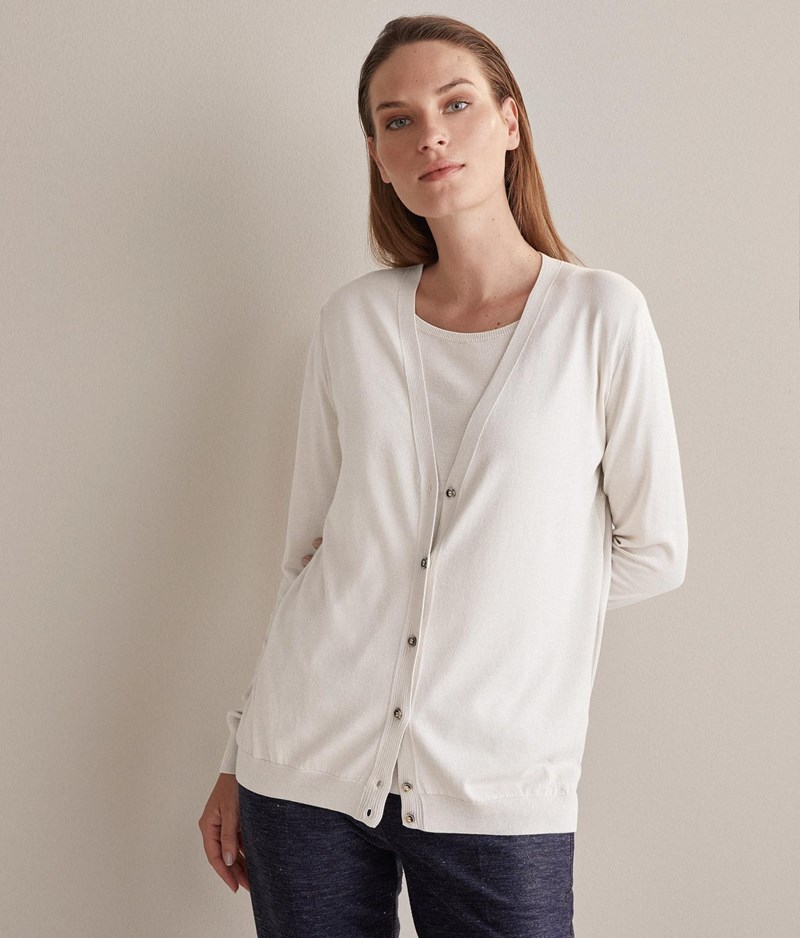 Most Wanted: Ανακαλύψαμε τις πιο chic και διαχρονικές μπλούζες της Falconeri σε μοναδική τιμή - εικόνα 6