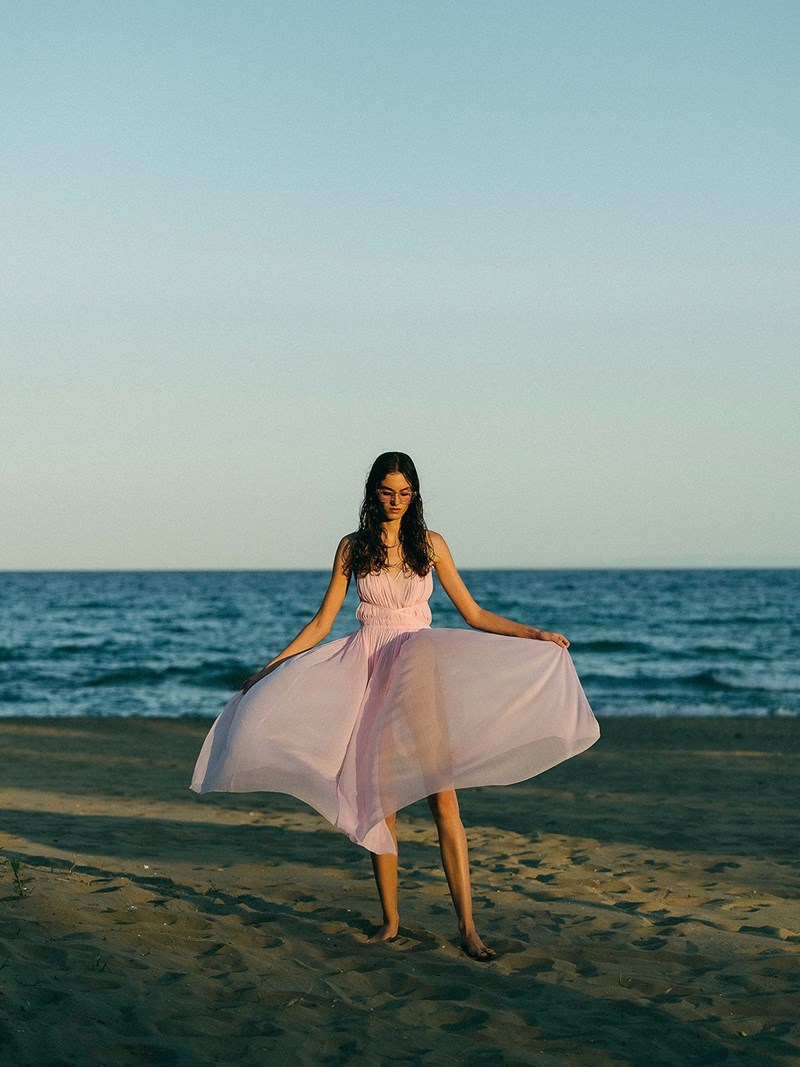 Golden Hour: 8 look για να απολαύσεις το ηλιοβασίλεμα - εικόνα 2