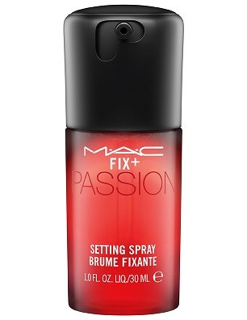 Makeup inspo: Το μακιγιάζ που επιλέγουμε για τις βόλτες στο νησί - εικόνα 3