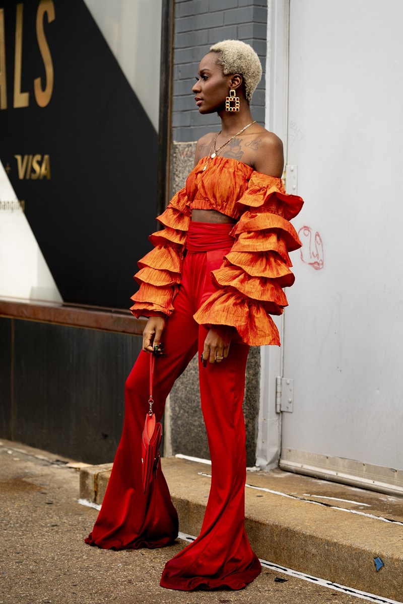 Καυτή Τάση: Ποντάρουμε σε αυτό το χρώμα για ένα καλοκαίρι γεμάτο πάθος! - εικόνα 3