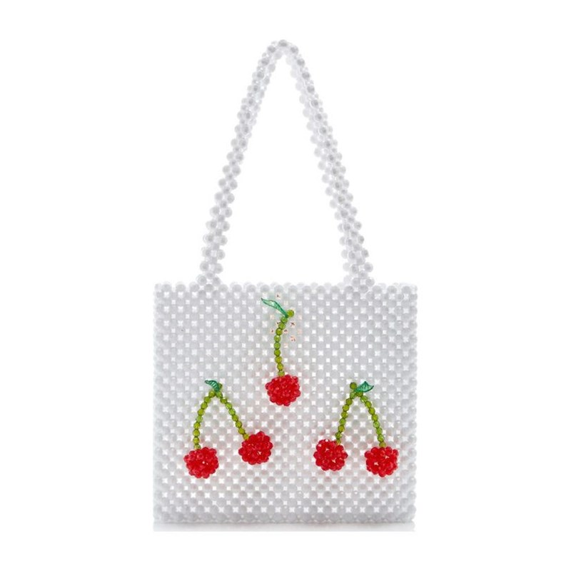 Beaded bags: Οι τσάντες με χάντρες είναι απόλυτη τάση - εικόνα 3