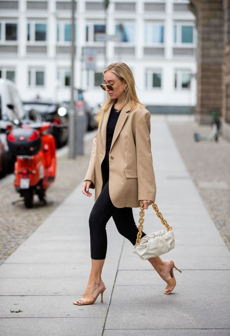 Τα 5 παπούτσια που είναι τάση τώρα (+ τα λουκ για να αποφασίσεις τι σου ταιριάζει) - εικόνα 3