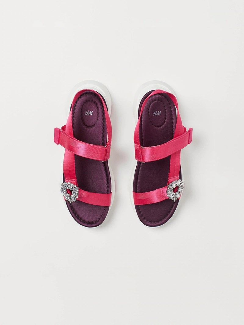 Τα σανδάλια του καλοκαιριού λάμπουν - εικόνα 3