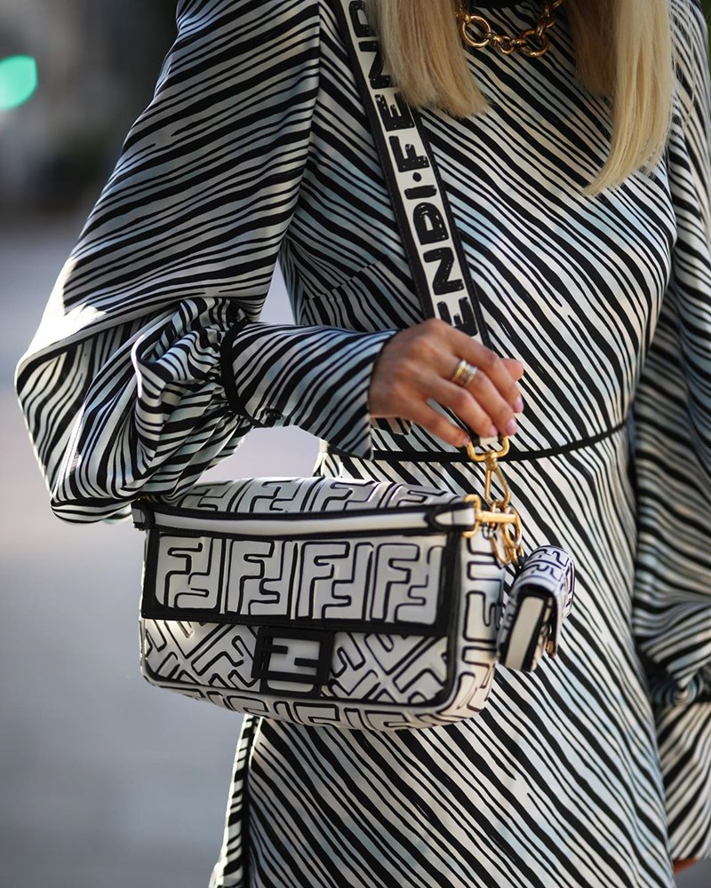 Οι designer bags που πάντα ονειρευόσουν να αποκτήσεις, είναι τώρα σε έκπτωση! - εικόνα 1