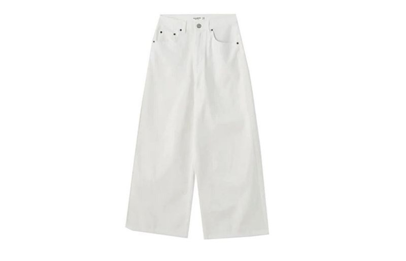Λευκό τζην, Pull & Bear.