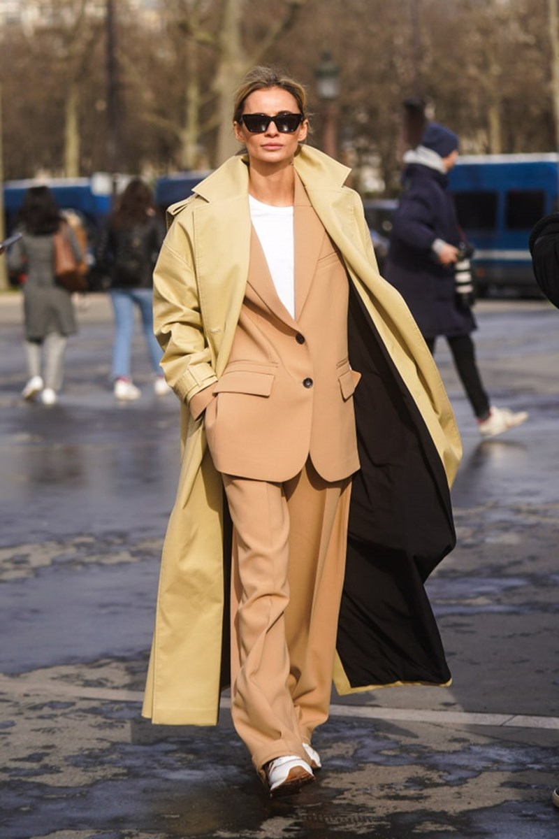 13+1 street style looks μετατρέπουν τα κοστούμια σε Νο1 επιλογή για τώρα (για αύριο, για πάντα!) - εικόνα 4