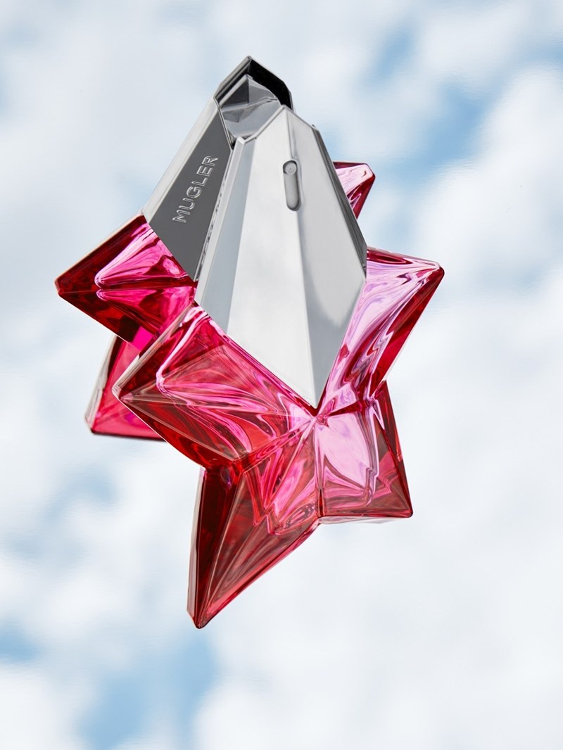 MUGLER0063