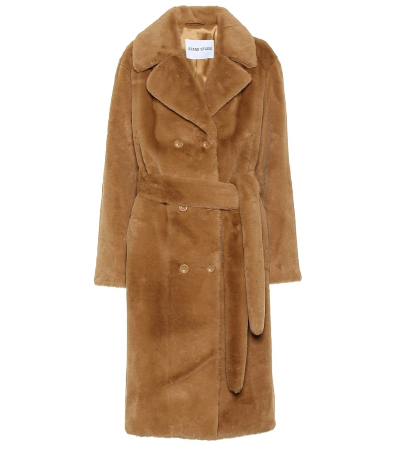 Key Catwalk Pieces: Τα 3 πανωφόρια που θα έχουν την αμέριστη προσοχή μας αυτή τη σεζόν - εικόνα 4