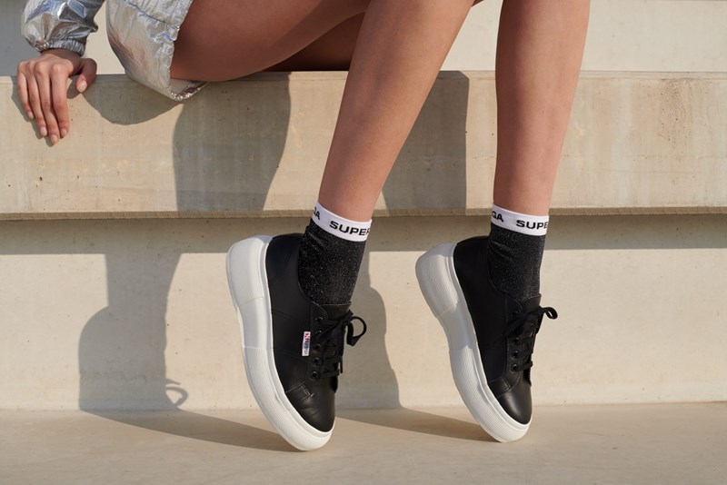 Superga x Calzedonia: Η fashion συνεργασία που περιμέναμε - εικόνα 7