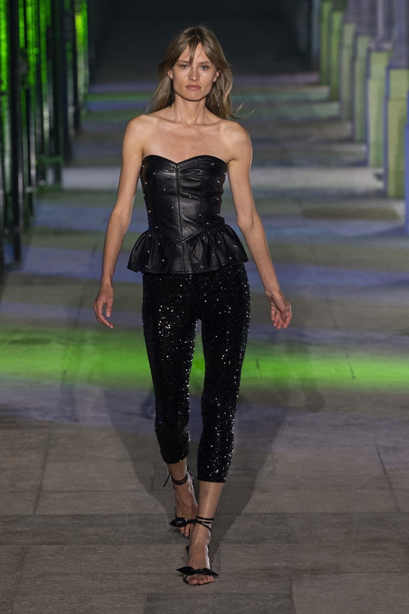 7 party looks από το show της Isabel Marant που μας έκαναν κλικ - εικόνα 6