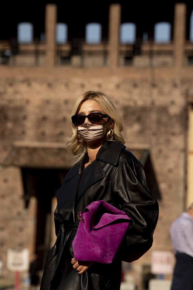 Pop Of Color: Το αξεσουάρ που υπόσχεται να βγάλει όλα τα look σου από την «basic zone» - εικόνα 4