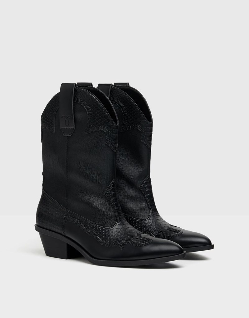Cowboy μποτάκια, Bershka.