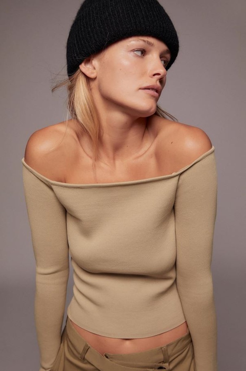 Off-shoulder top, Zara.