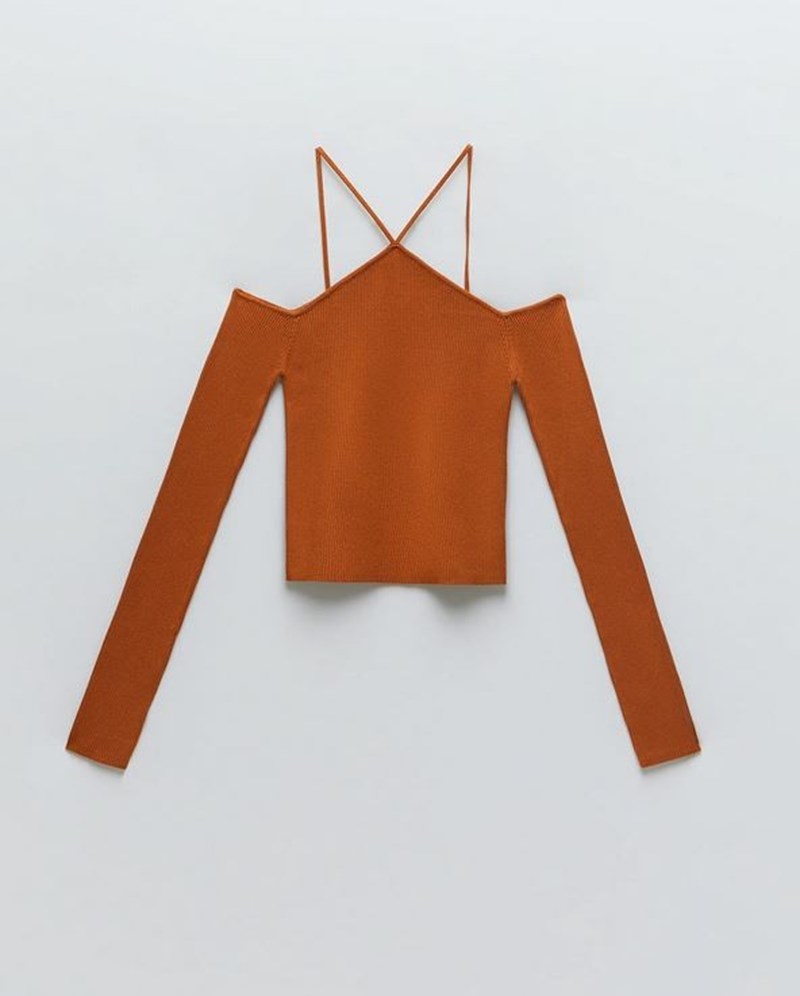 Τοπ με cut-outs, Zara.