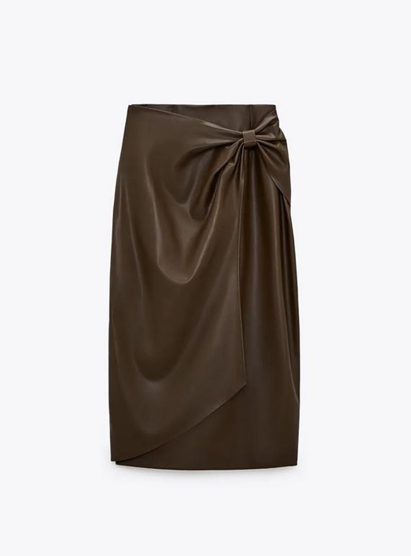 Δερμάτινη φούστα, Zara.