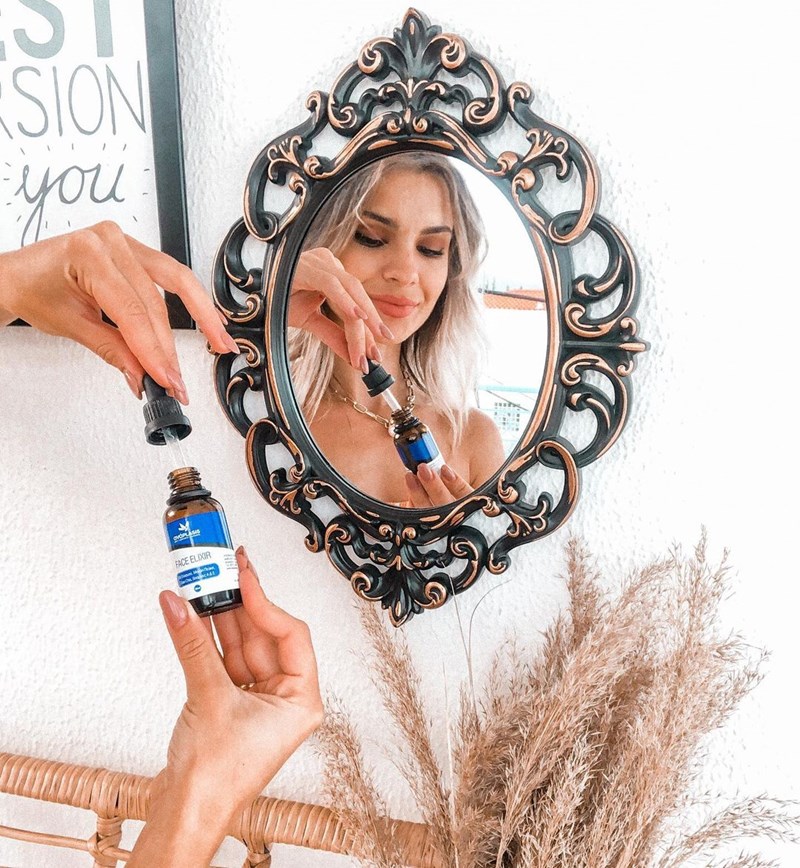 Μπορώ να διορθώσω τη χαλάρωση στο πρόσωπο με φυσικό τρόπο; - εικόνα 1