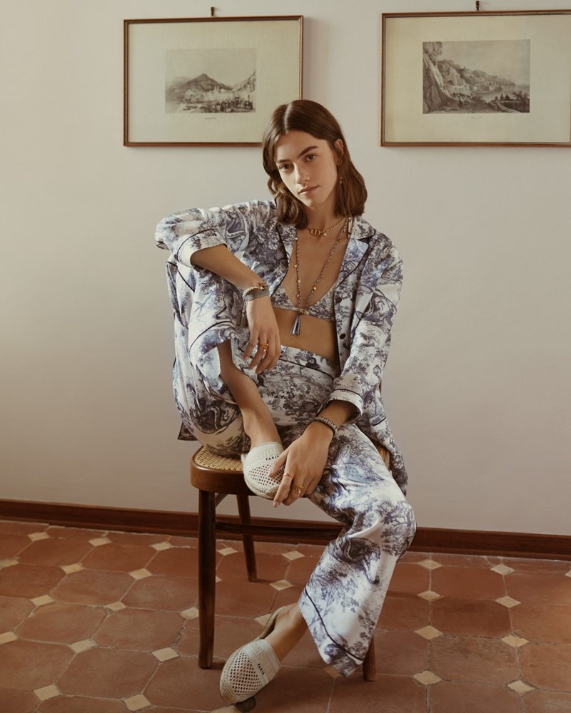 Dior Chez Moi: Η πρώτη loungewear συλλογή του γαλλικού οίκου - εικόνα 5