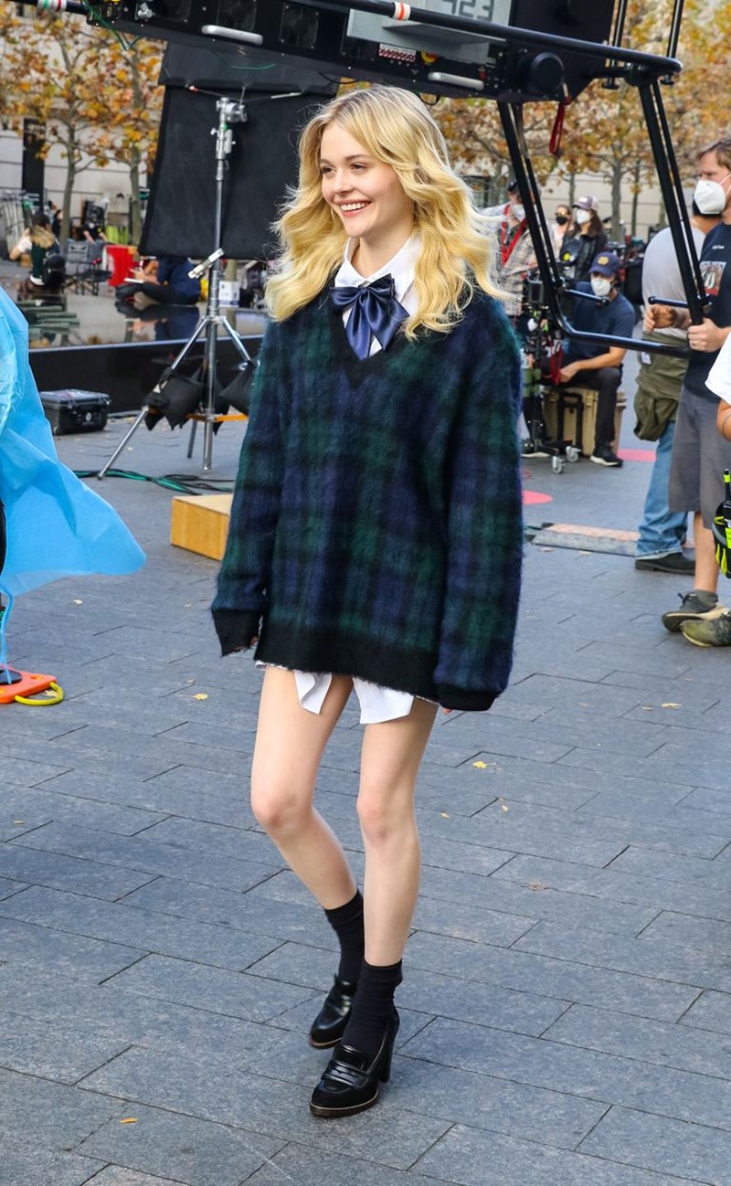 Gossip Girl 2021: Όλα τα λουκ από την πολυαναμενόμενη σειρά - εικόνα 3