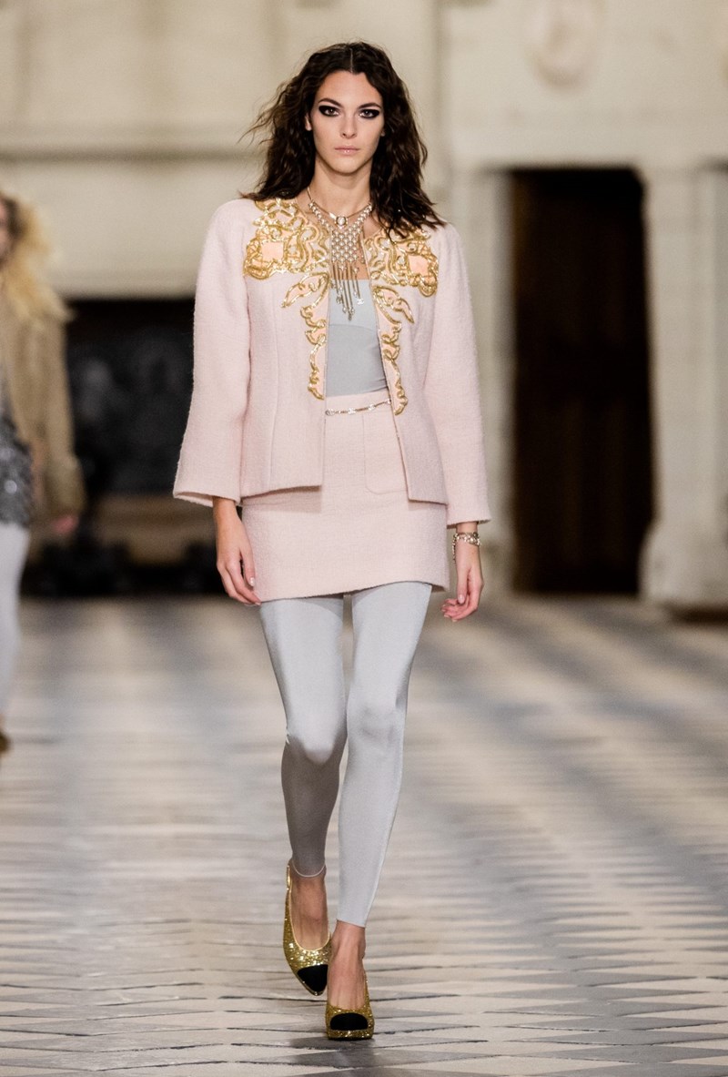 H Métiers d’art collection 2020/21 του οίκου Chanel - εικόνα 1