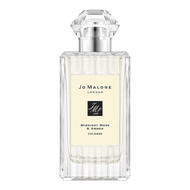 8 αρώματα φορούν τα γιορτινά τους και μας παρασύρουν στο όνειρο - εικόνα 3