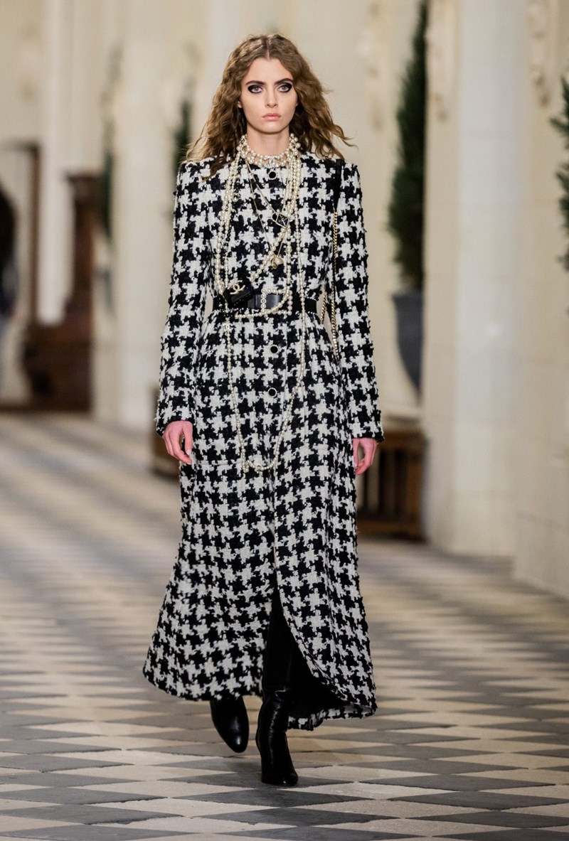 H Métiers d’art collection 2020/21 του οίκου Chanel - εικόνα 2