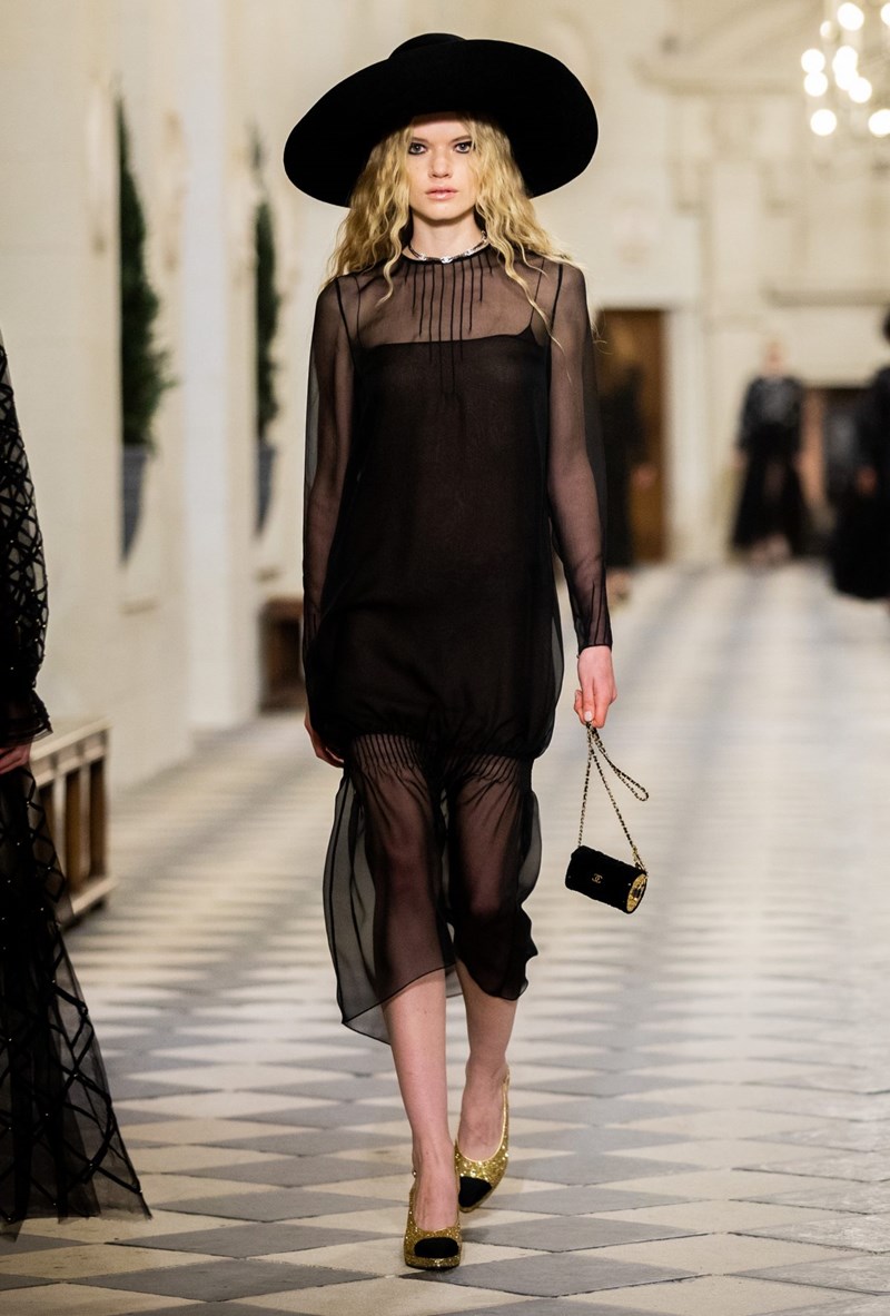 H Métiers d’art collection 2020/21 του οίκου Chanel - εικόνα 10