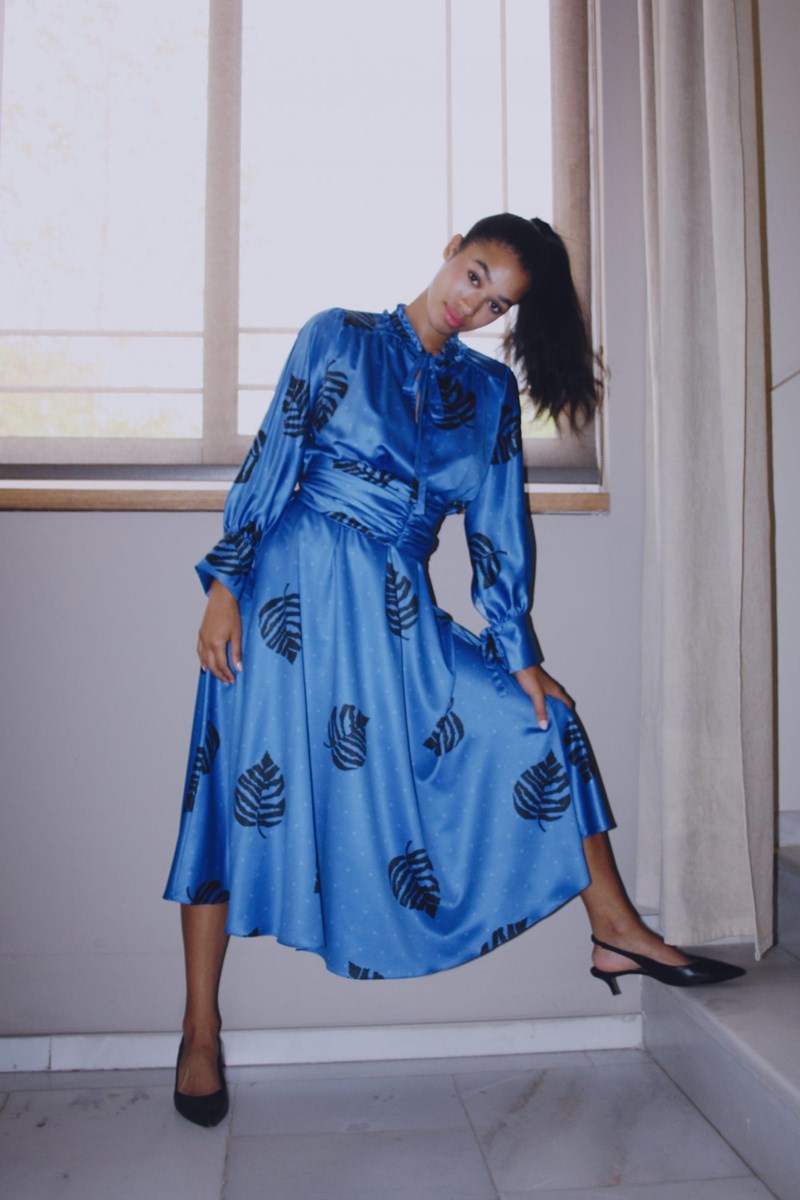 Roses Are Red: Μια συλλογή που απογειώνει τη θηλυκότητα - εικόνα 1