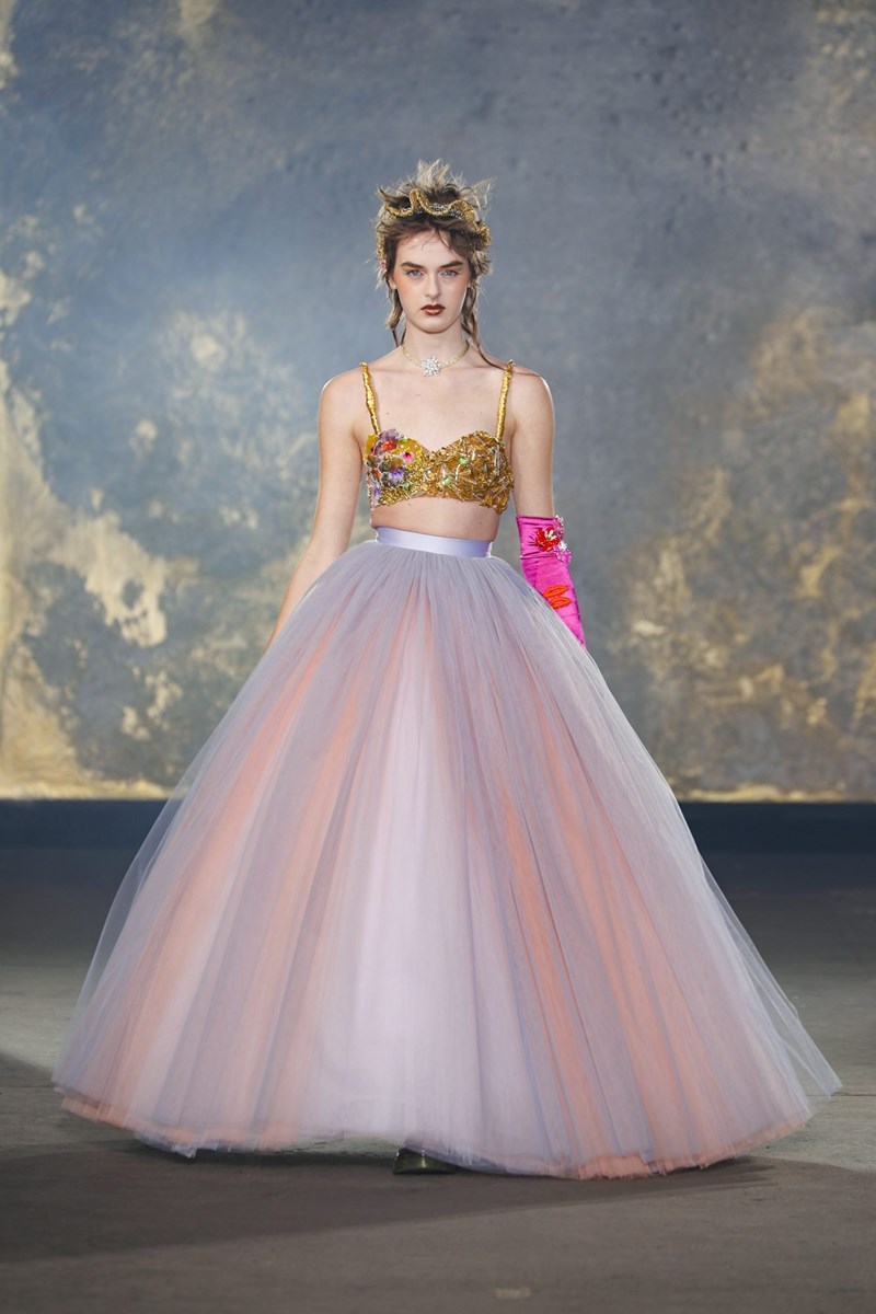 Η Haute Couture Week SS21 είναι εδώ κι εμείς την παρακολουθούμε από την πρώτη σειρά - εικόνα 1
