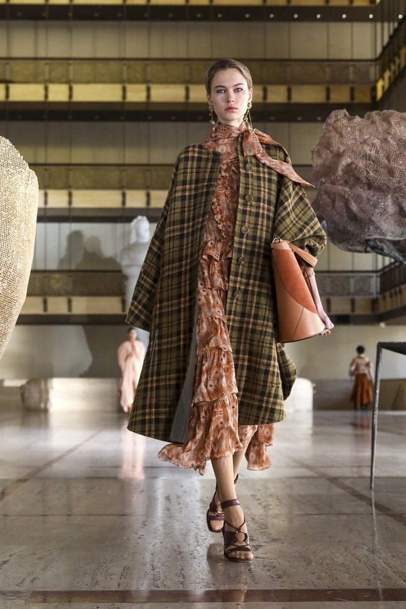Τα ωραιότερα looks από την Εβδομάδα Μόδας της Νέας Υόρκης - εικόνα 14