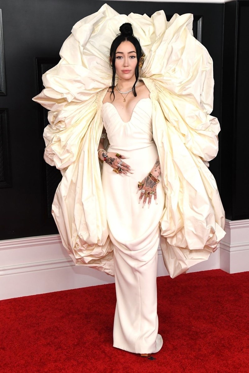 Grammy Awards 2021: Οι ωραιότερες εμφανίσεις της βραδιάς - εικόνα 3