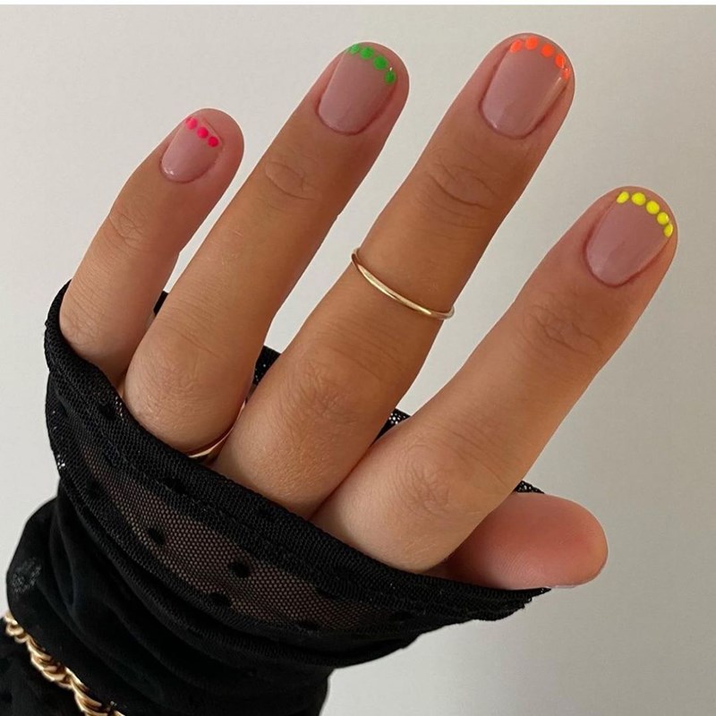Dots 