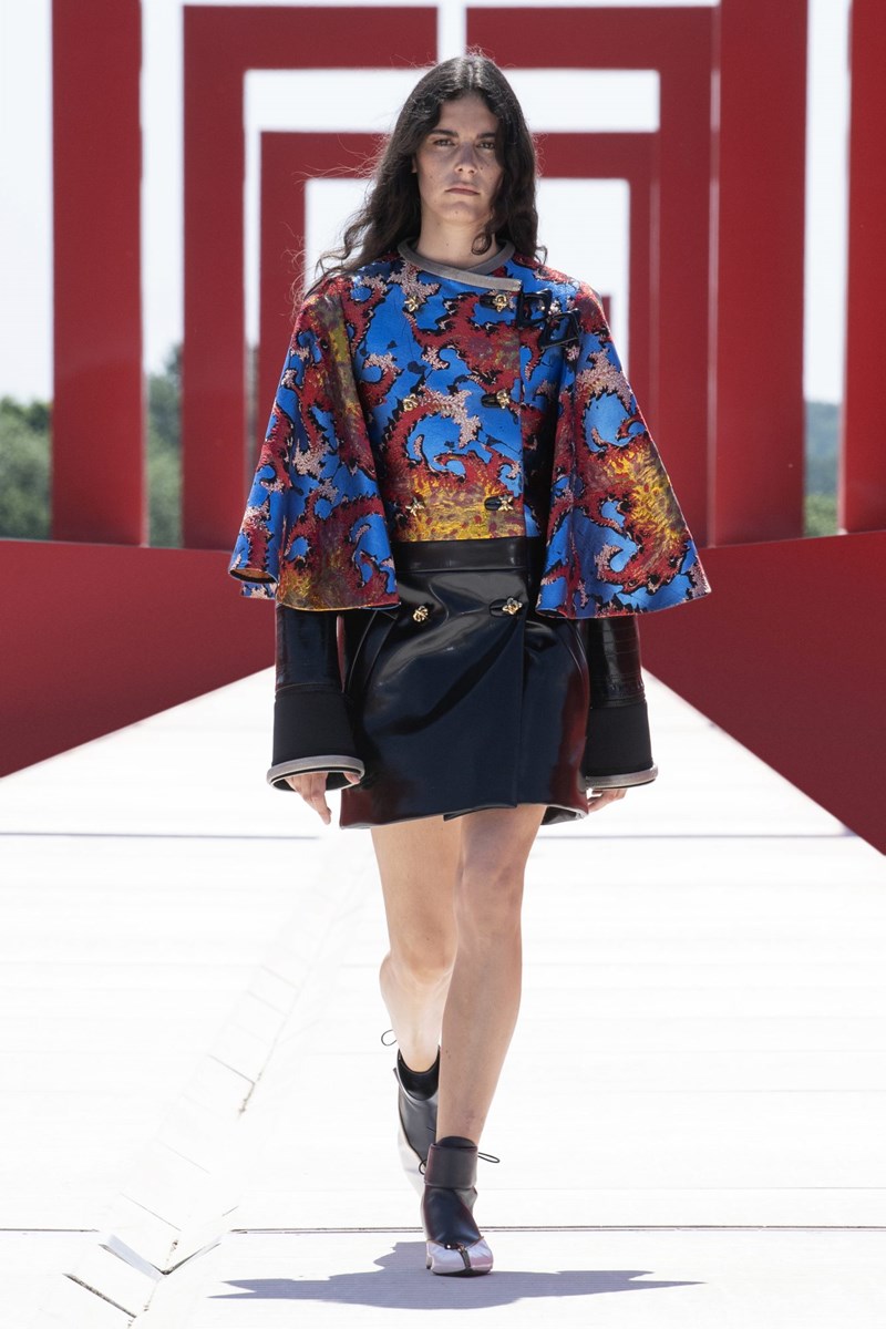 Louis Vuitton Cruise 2022: Αυτή η συλλογή μόλις προσγειώθηκε από το διάστημα - εικόνα 15