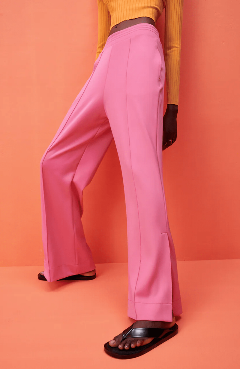 Φουλ του ροζ: 8 εκπτωτικά κομμάτια από τα Zara για girly εμφανίσεις - εικόνα 3