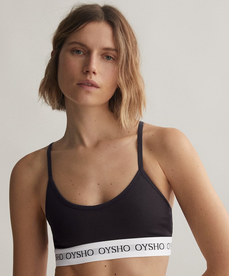 sports bra