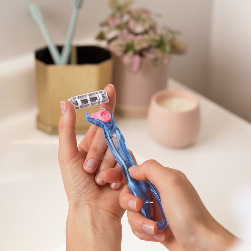 Νέο Click 3 Soleil Sensitive®: Το πρώτο γυναικείο ξυραφάκι της BIC με ανταλλακτικά - εικόνα 2