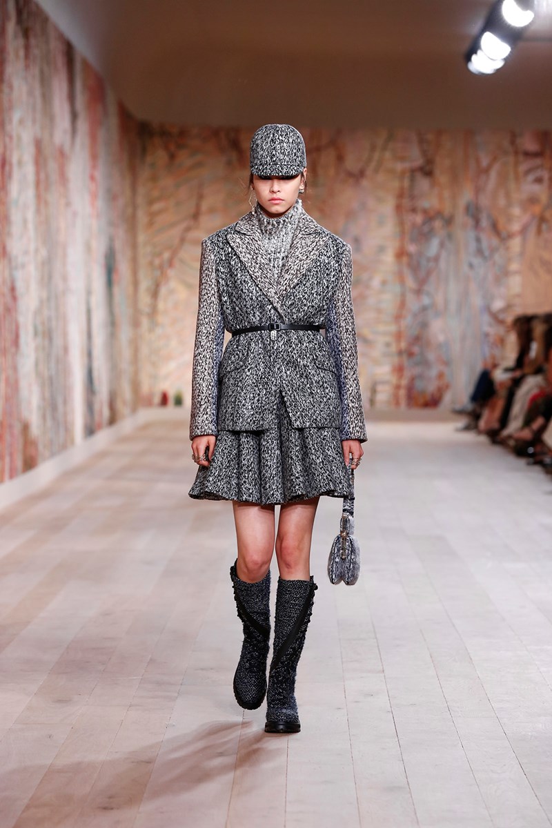 Το show Υψηλής Ραπτικής του οίκου Dior για το Φθινόπωρο/Χειμώνα 2021 - εικόνα 2