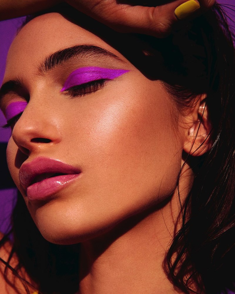 Αυτά τα pop μακιγιάζ και μανικιούρ παίζουν τώρα δυνατά - εικόνα 2