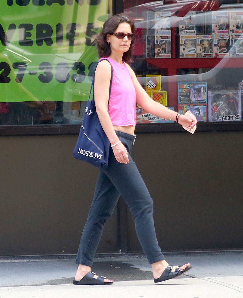 Το street style των celebrities μας έλειψε πολύ! 10 πρόσφατα star looks για να μπούμε ξανά σε ρυθμό - εικόνα 5