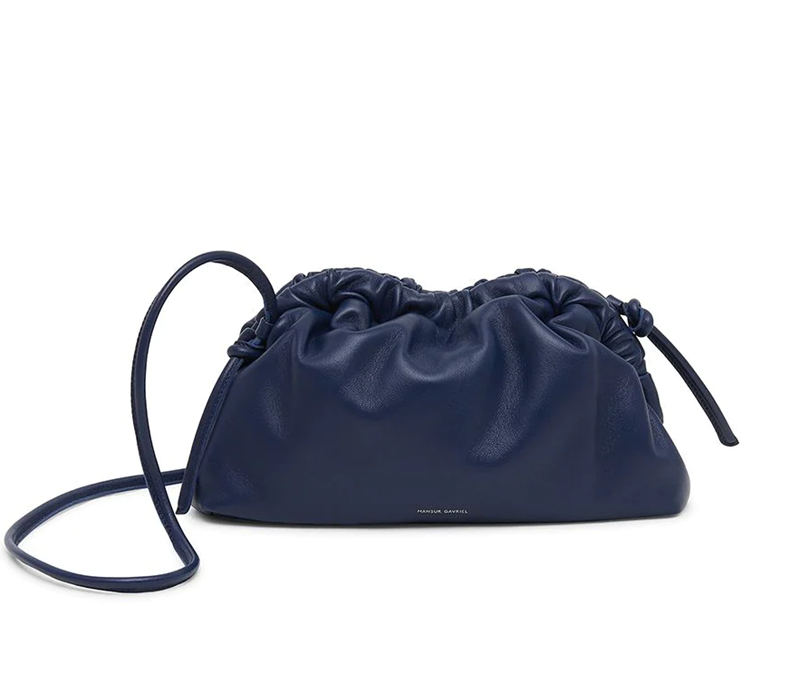 Οι mini bags που θα κρατάμε όχι μόνο στις διακοπές, αλλά ολόκληρη τη χρονιά - εικόνα 1