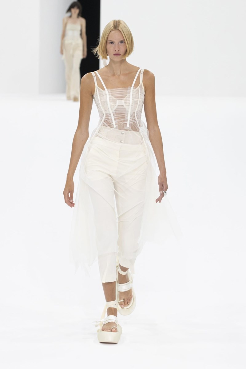 Sportmax Spring/Summer 2022: Μια συλλογή συνώνυμη της γαλήνης - εικόνα 2