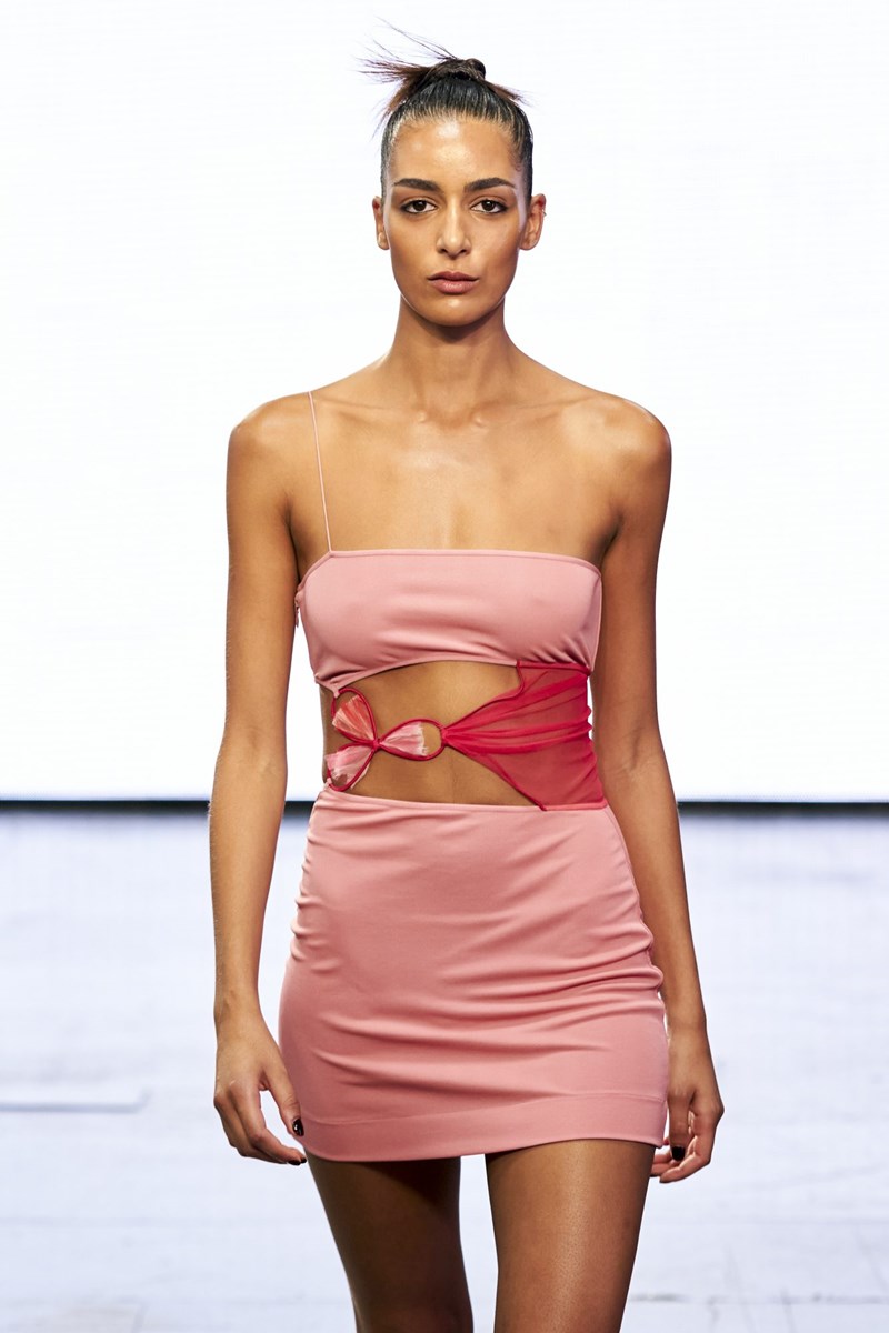 Nensi Dojaka, Erdem, Simone Rocha και όλα όσα μας εντυπωσίασαν στην Εβδομάδα Μόδας του Λονδίνου - εικόνα 13
