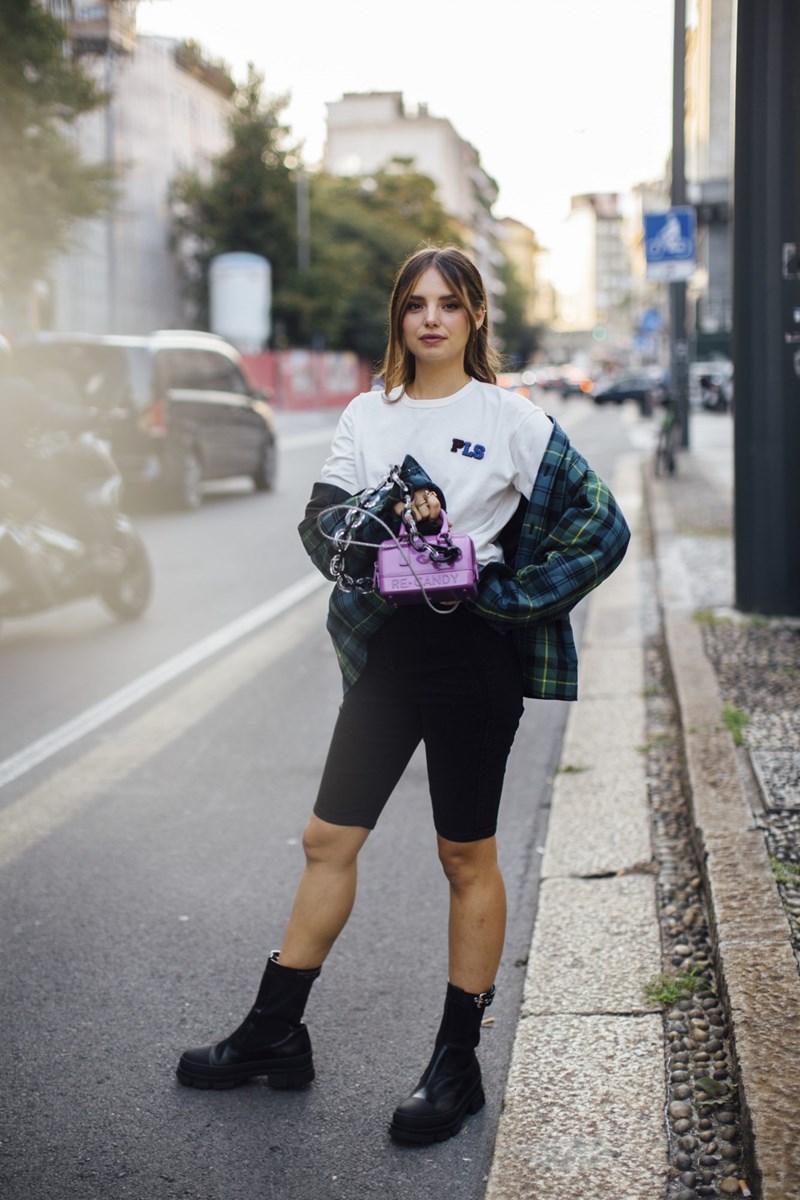 Το street style στην Εβδομάδα Μόδας του Μιλάνου είναι σκέτη έμπνευση. 6 trends και 12 outfits που θα «δανειστούμε» άμεσα - εικόνα 4