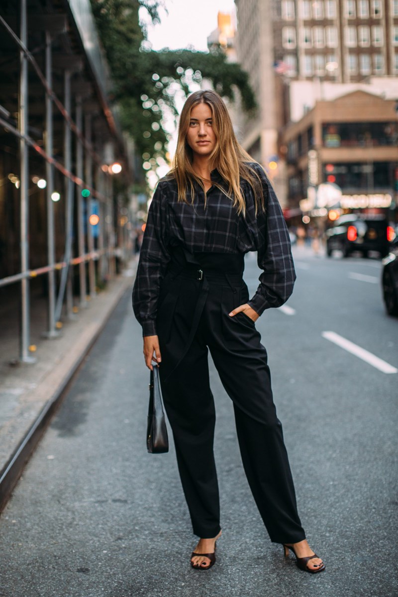 Αυτά είναι τα street style looks που κέντρισαν το ενδιαφέρον μας στην Εβδομάδα Μόδας της Νέας Υόρκης - εικόνα 16