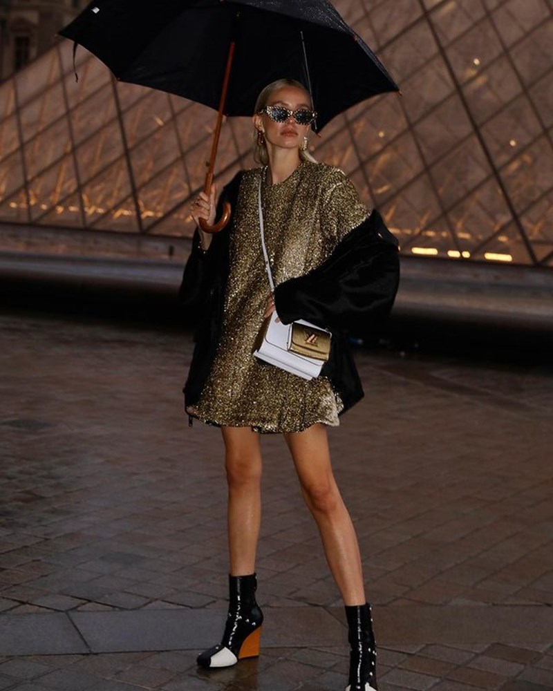 Leonie Hanne: Τα street style looks της στον fashion month είναι για (άμεση!) αντιγραφή - εικόνα 2