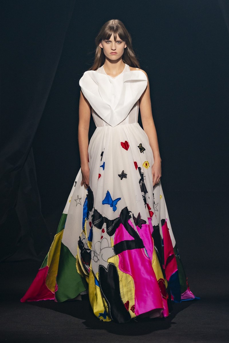 Love Brings Love: To show στη μνήμη του Alber Elbaz ήταν το καλύτερο (και πιο συγκινητικό) φινάλε για τον fashion month - εικόνα 3