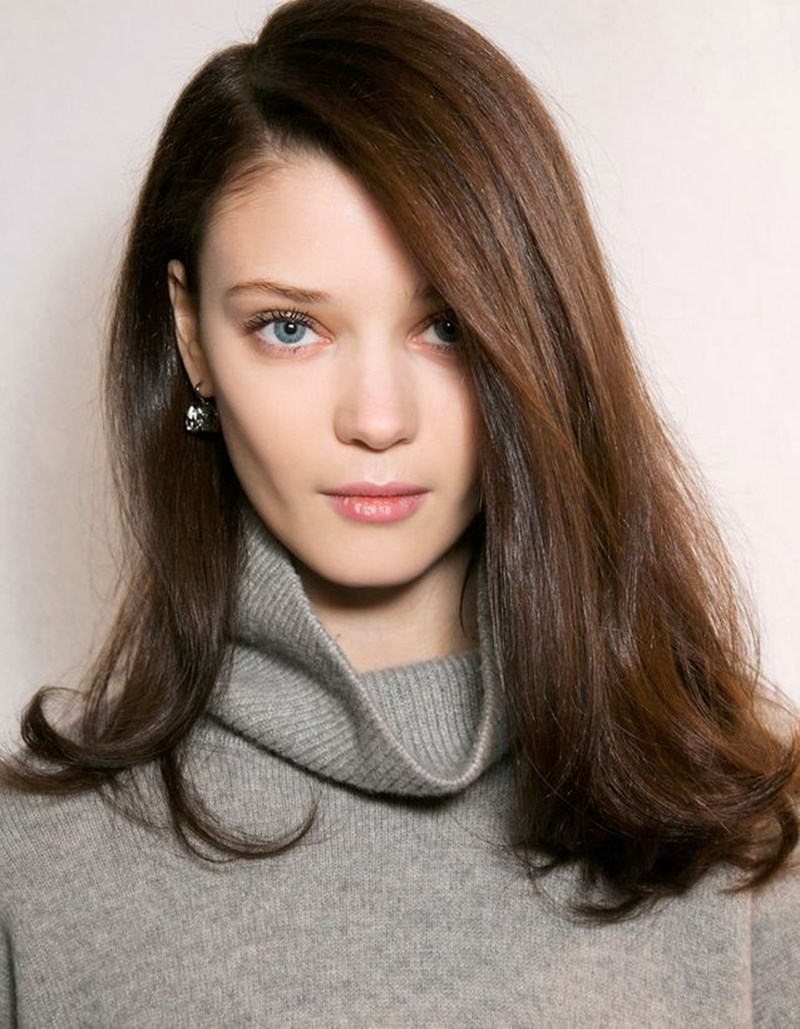 5 σοκολατί αποχρώσεις που θα σε πείσουν να κλείσεις ραντεβού στο κομμωτήριο άμεσα (πολύ άμεσα) - εικόνα 2